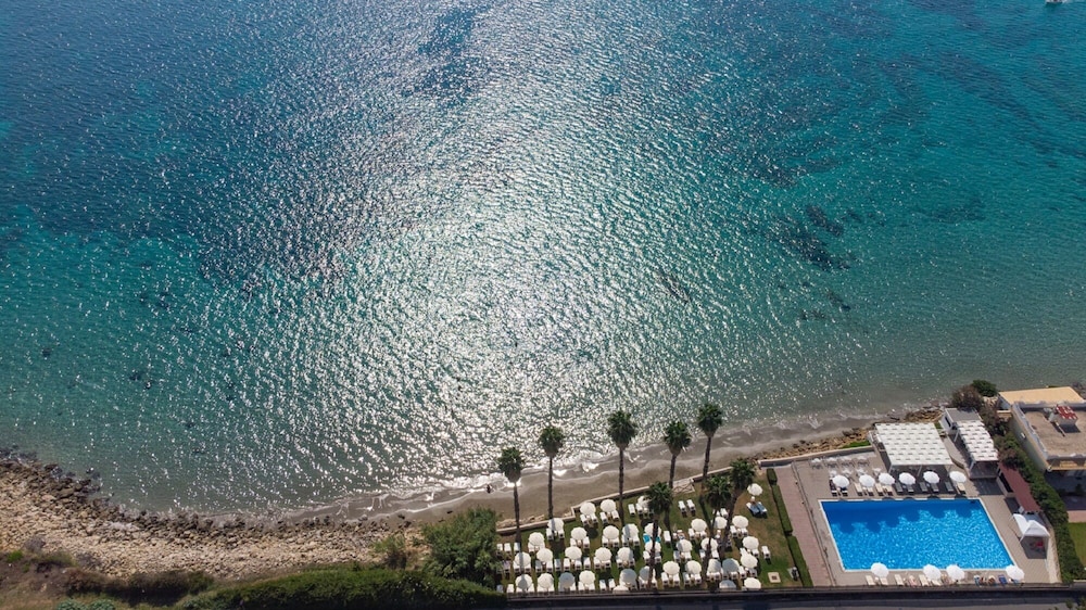 Hotel President Sea Palace — Beach in Noto, Sicily