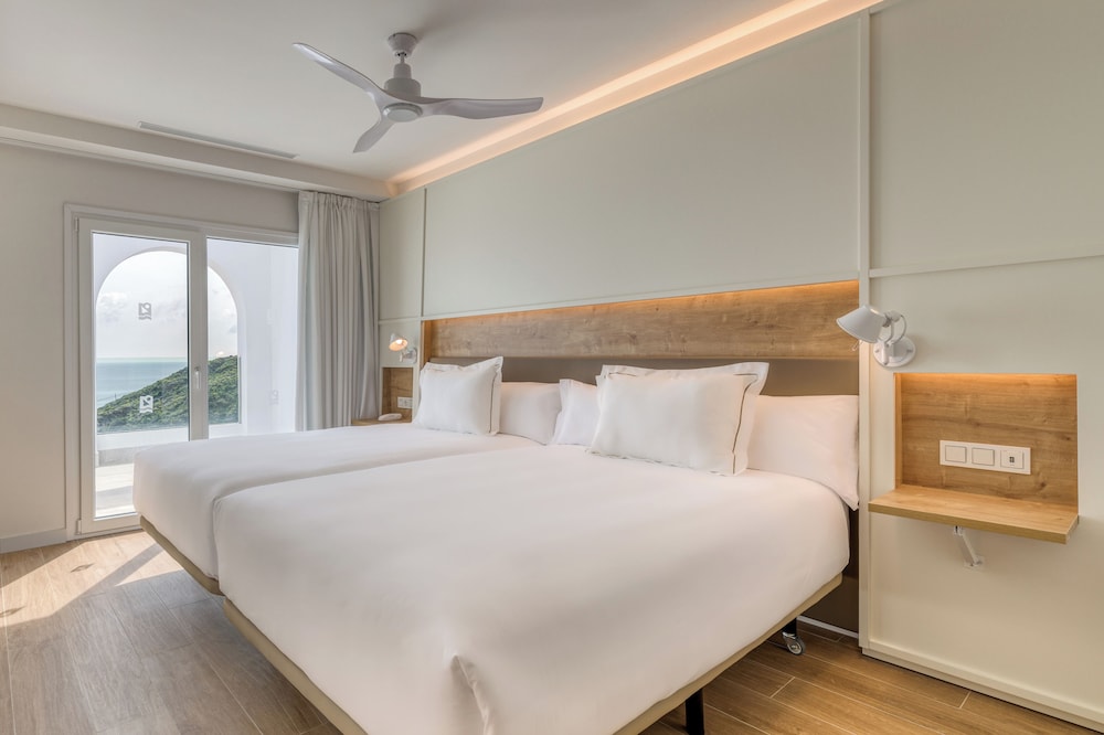 Playamójacar Hotel — Hotel rooms in Mojacar, Andalusia