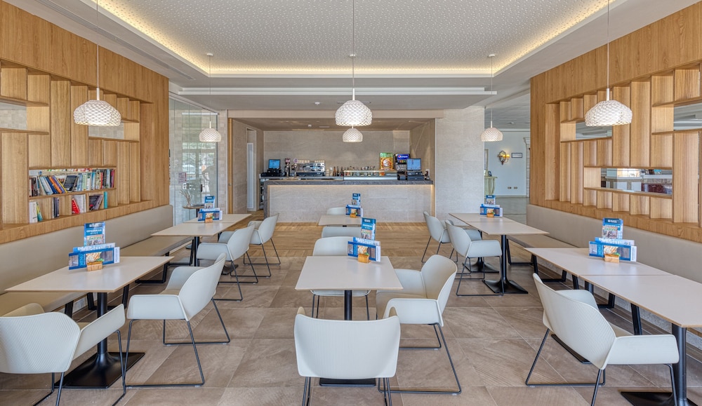 Playamójacar Hotel — Restaurant & bars in Mojacar, Andalusia
