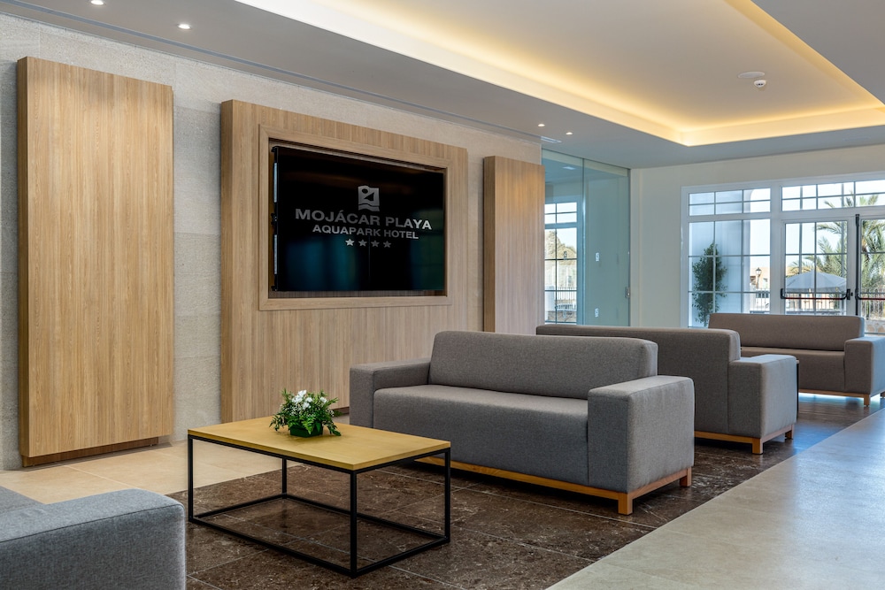 Playamójacar Hotel — Hotel building in Mojacar, Andalusia
