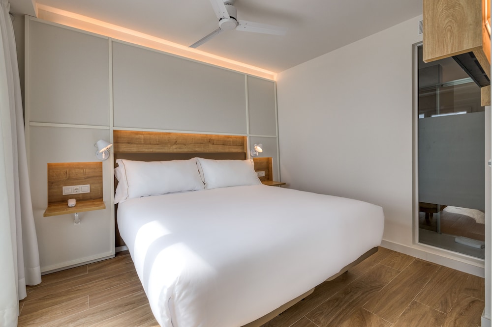 Playamójacar Hotel — Hotel rooms in Mojacar, Andalusia