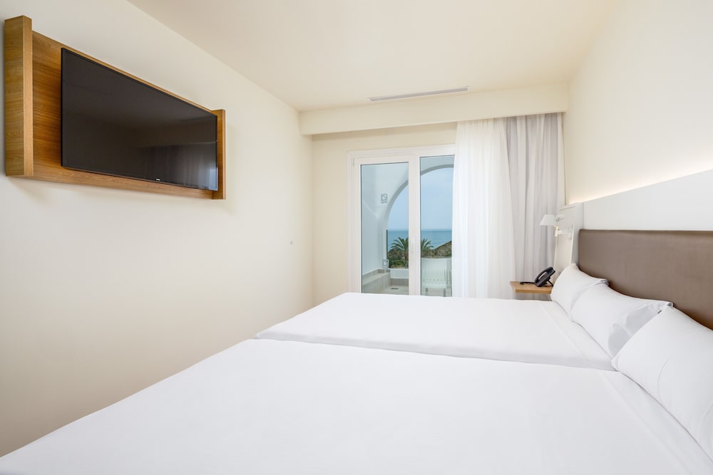 Playamójacar Hotel — Hotel rooms in Mojacar, Andalusia