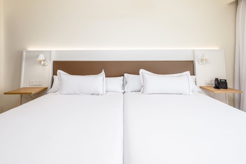 Playamójacar Hotel — Hotel rooms in Mojacar, Andalusia