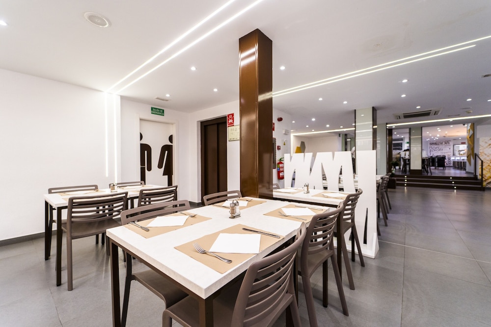 Hotel Montesol Benidorm — Restaurant & bars in Benidorm, Valencian Community