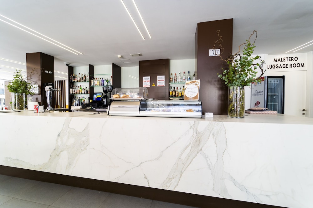 Hotel Montesol Benidorm — Restaurant & bars in Benidorm, Valencian Community