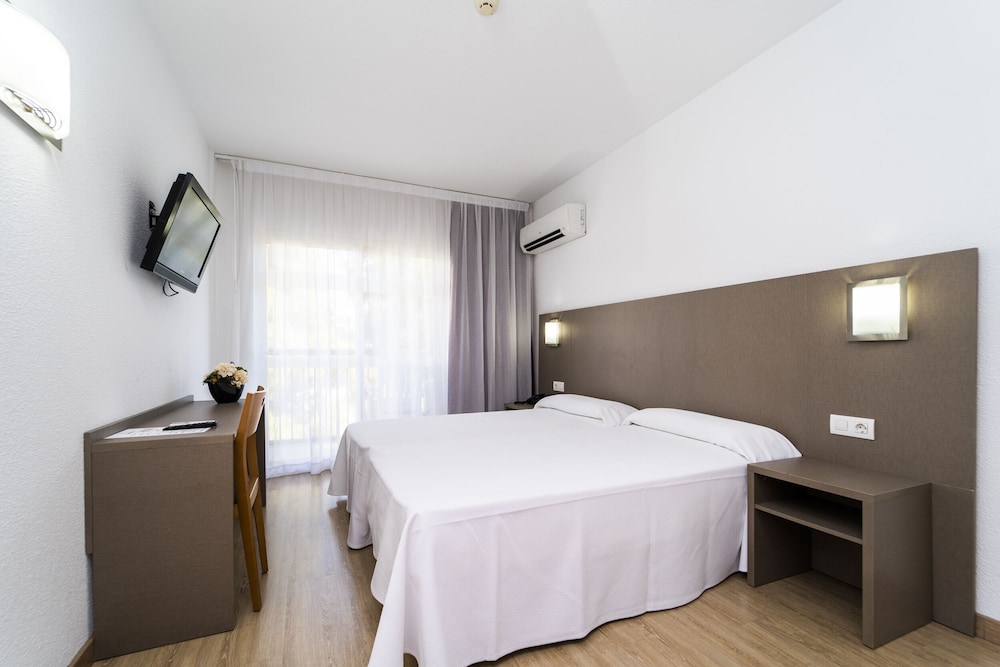 Hotel Montesol Benidorm — Hotel rooms in Benidorm, Valencian Community