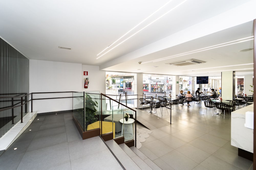 Hotel Montesol Benidorm — Restaurant & bars in Benidorm, Valencian Community