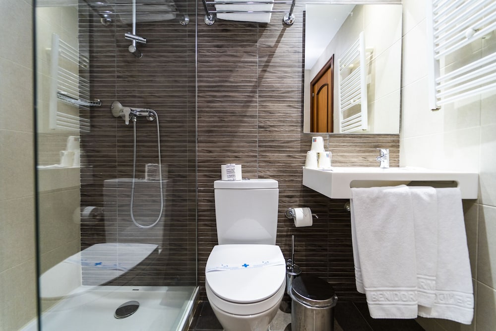 Hotel Montesol Benidorm — Hotel rooms in Benidorm, Valencian Community