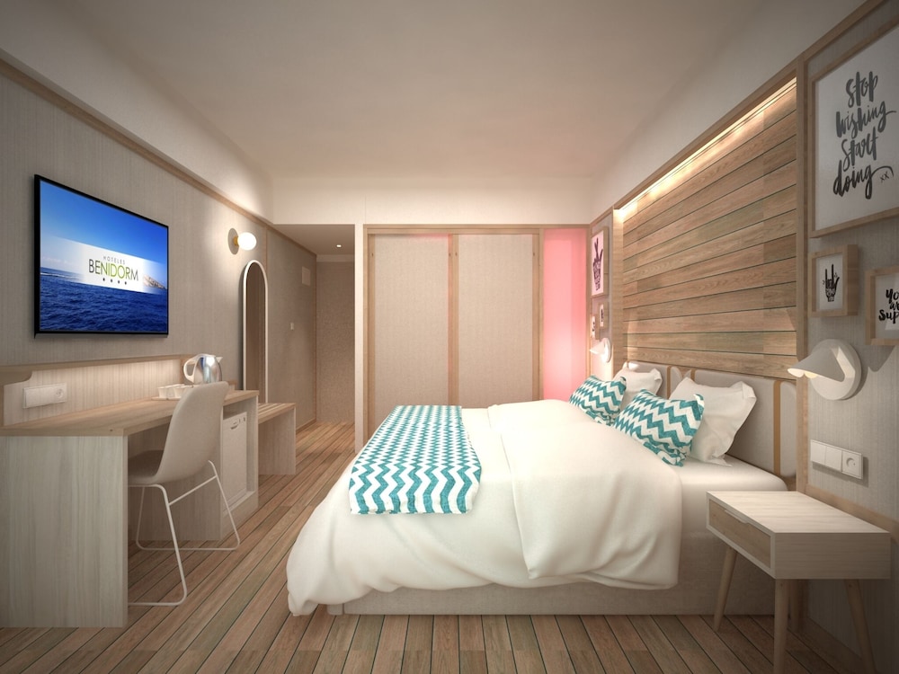 Hotel Ambassador Playa I — Hotel rooms in Benidorm, Valencian Community