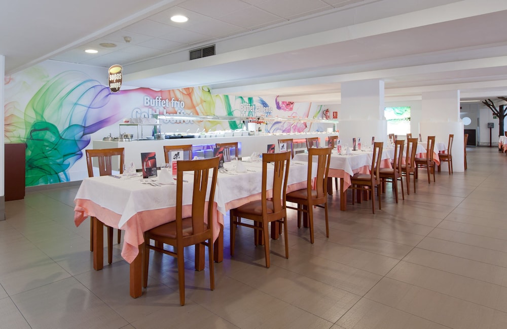 Hotel Ambassador Playa I — Restaurant & bars in Benidorm, Valencian Community