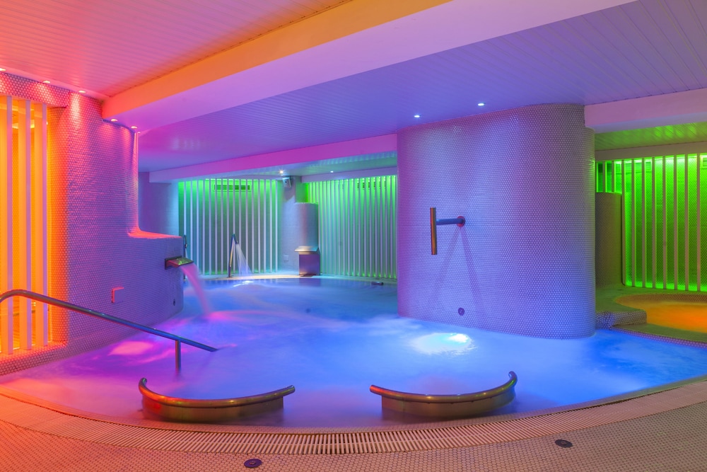 Hotel Ambassador Playa I — Spa in Benidorm, Valencian Community