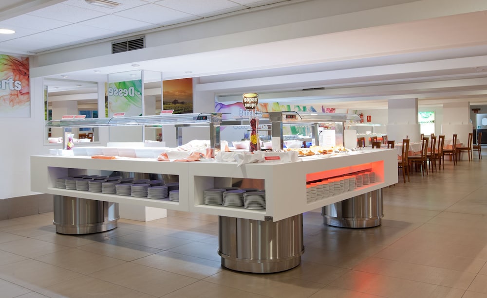 Hotel Ambassador Playa I — Restaurant & bars in Benidorm, Valencian Community
