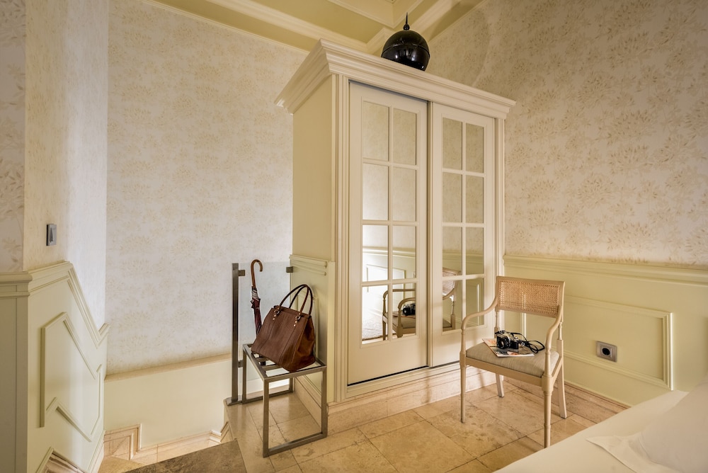 Hotel Boutique Casa del Poeta Sevilla — Hotel rooms in Seville, Andalusia