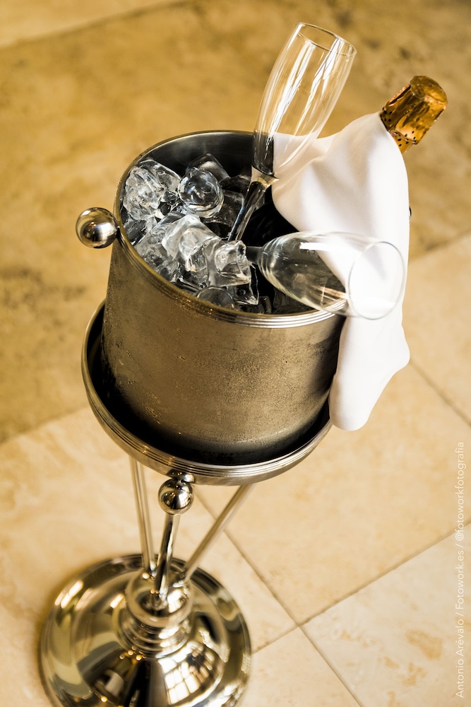 Hotel Boutique Casa del Poeta Sevilla — Restaurant & bars in Seville, Andalusia