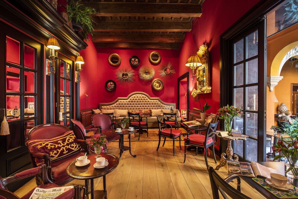 Hotel Boutique Casa del Poeta Sevilla — Restaurant & bars in Seville, Andalusia