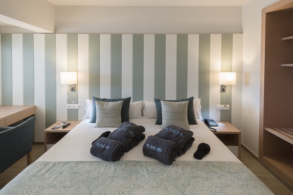 Hotel Seth Santo Tomas — Hotel rooms in Santo Tomas, Balearic Islands