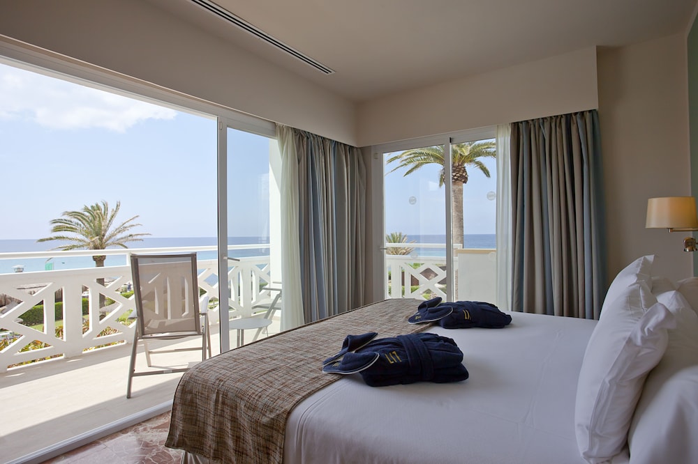 Hotel Seth Santo Tomas — Hotel rooms in Santo Tomas, Balearic Islands