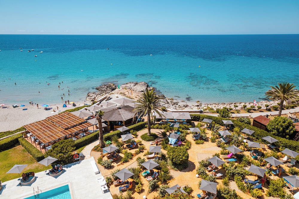 Hotel Seth Santo Tomas — Beach in Santo Tomas, Balearic Islands