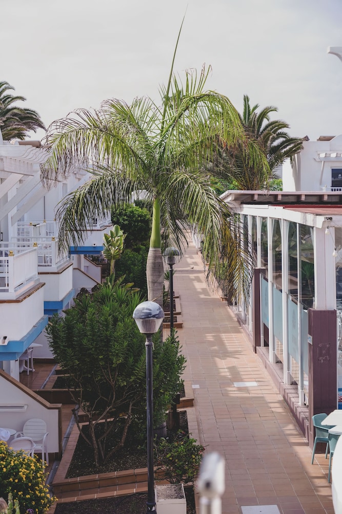 Arena Beach — Hotel building in Corralejo, Canary Islands