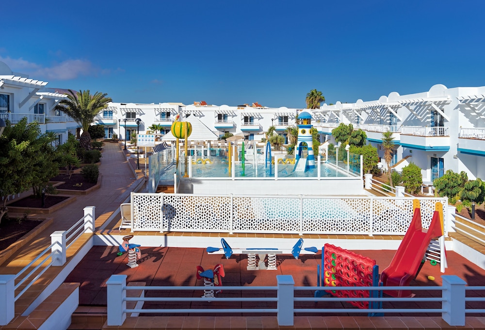 Arena Beach — Attractions for children in Corralejo, Canary Islands