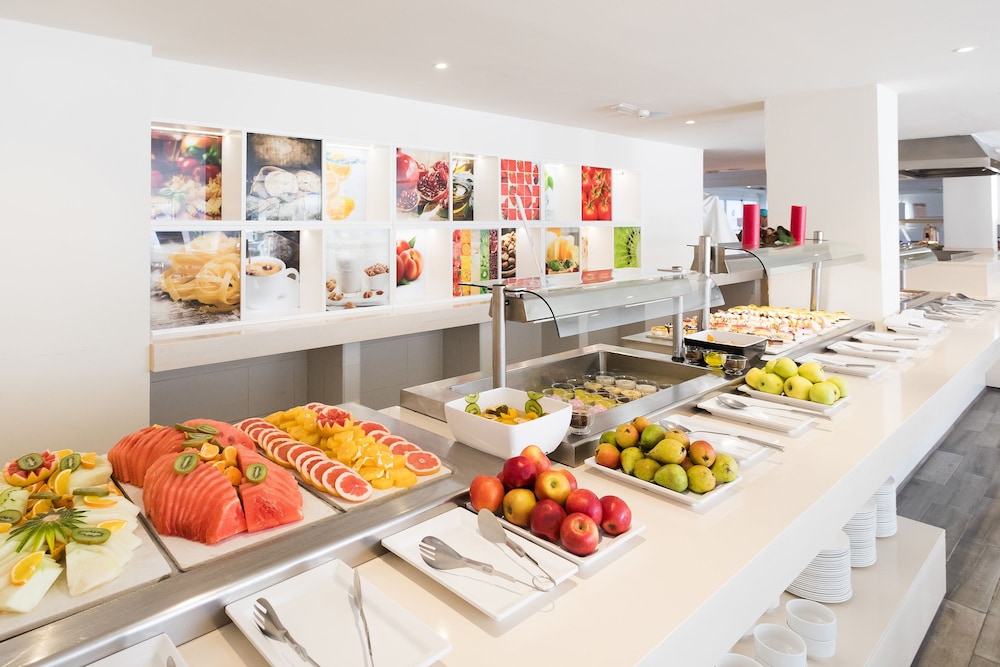 Arena Beach — Restaurant & bars in Corralejo, Canary Islands