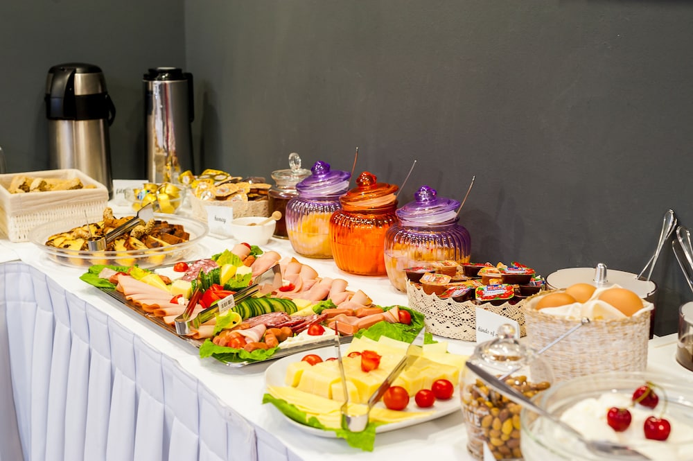 Elina Hotel Apartments — Restaurant & bars in Rethymnon