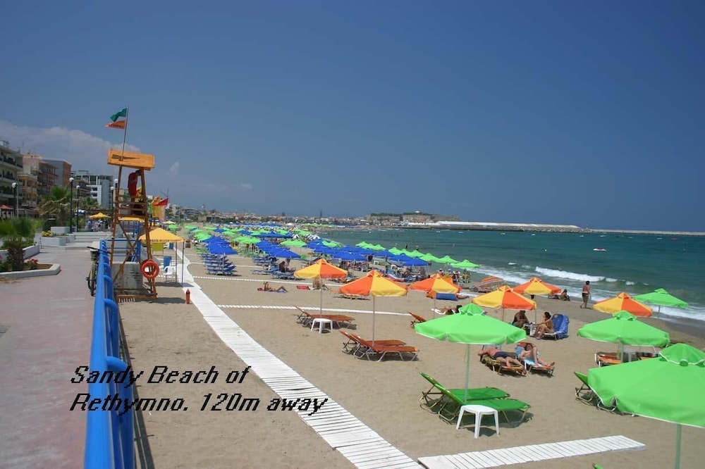 Elina Hotel Apartments — Main photo in Rethymnon