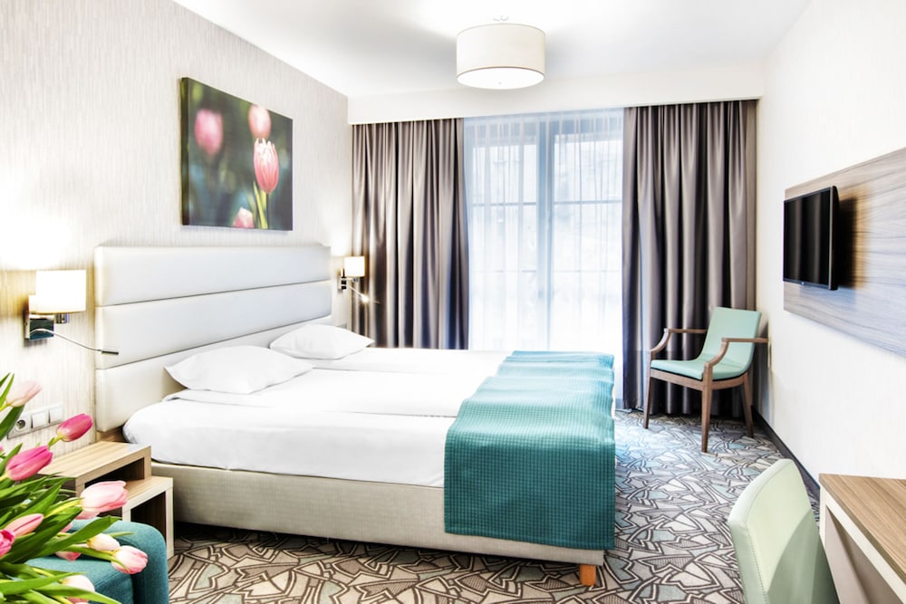 Golden Tulip Krakow Kazimierz — Hotel rooms in Krakow, Lesser Poland