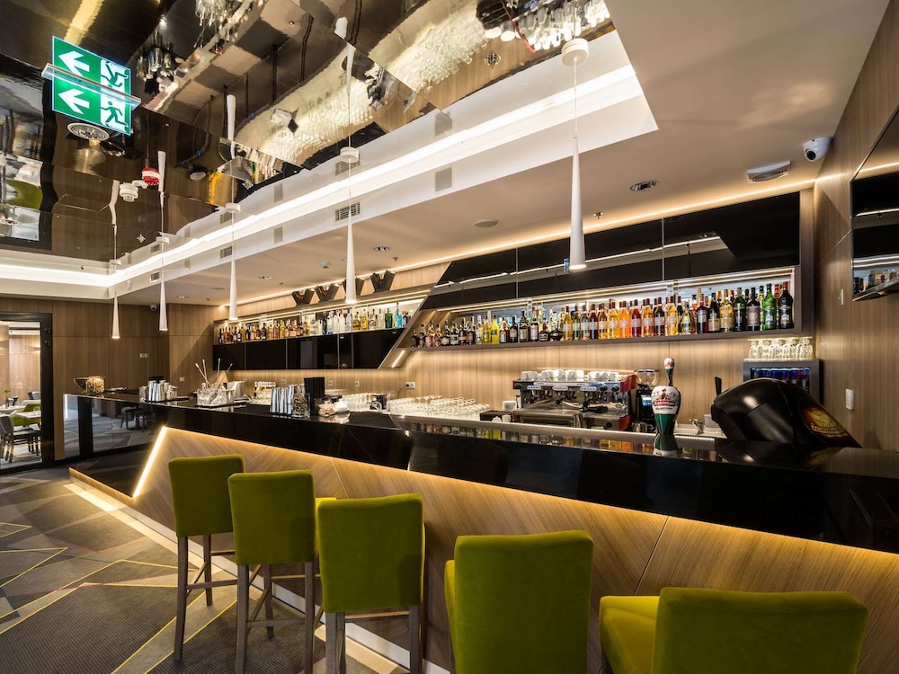 Golden Tulip Krakow Kazimierz — Restaurant & bars in Krakow, Lesser Poland