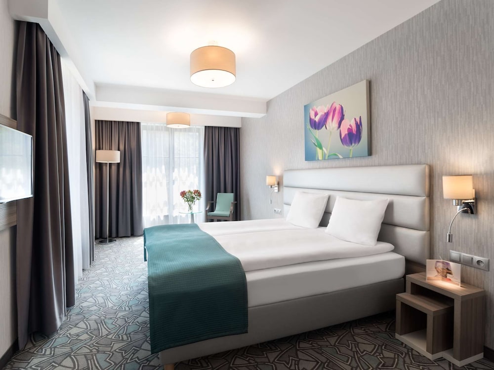 Golden Tulip Krakow Kazimierz — Hotel rooms in Krakow, Lesser Poland