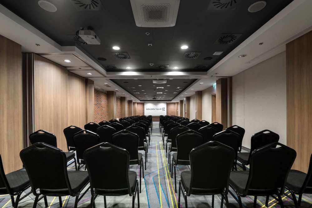 Golden Tulip Krakow Kazimierz — Hotel building in Krakow, Lesser Poland