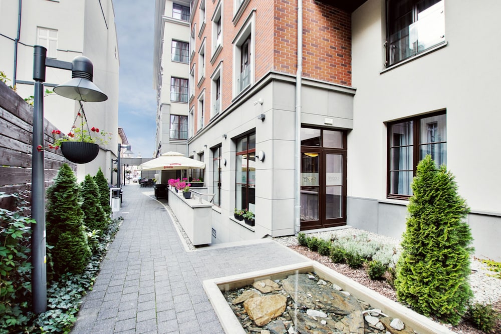 Golden Tulip Krakow Kazimierz — Hotel building in Krakow, Lesser Poland