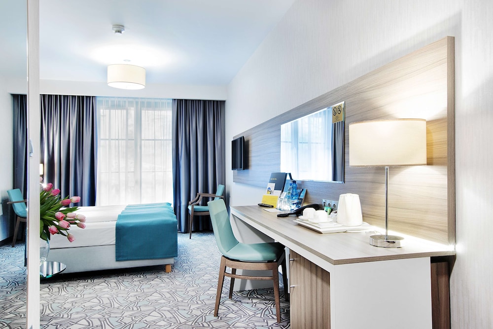Golden Tulip Krakow Kazimierz — Hotel rooms in Krakow, Lesser Poland