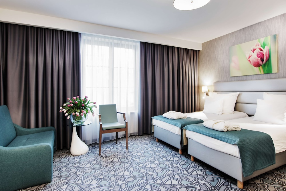 Golden Tulip Krakow Kazimierz — Hotel rooms in Krakow, Lesser Poland