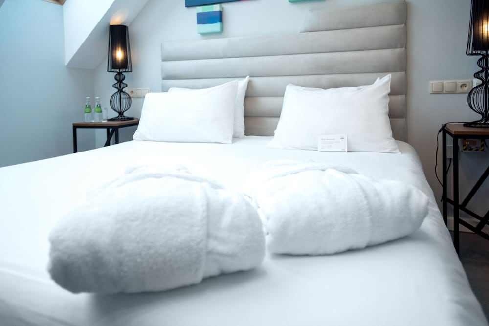 Hotel Indigo Krakow - Old Town by IHG — Hotel rooms in Krakow, Lesser Poland