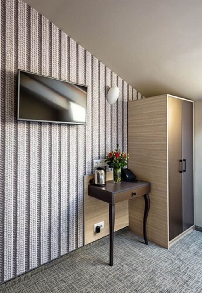 Hotel Kazimierz III — Hotel rooms in Krakow, Lesser Poland