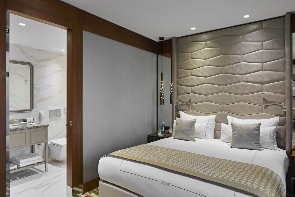 TITANIC Chaussee Berlin — Hotel rooms in Berlin, Berlin