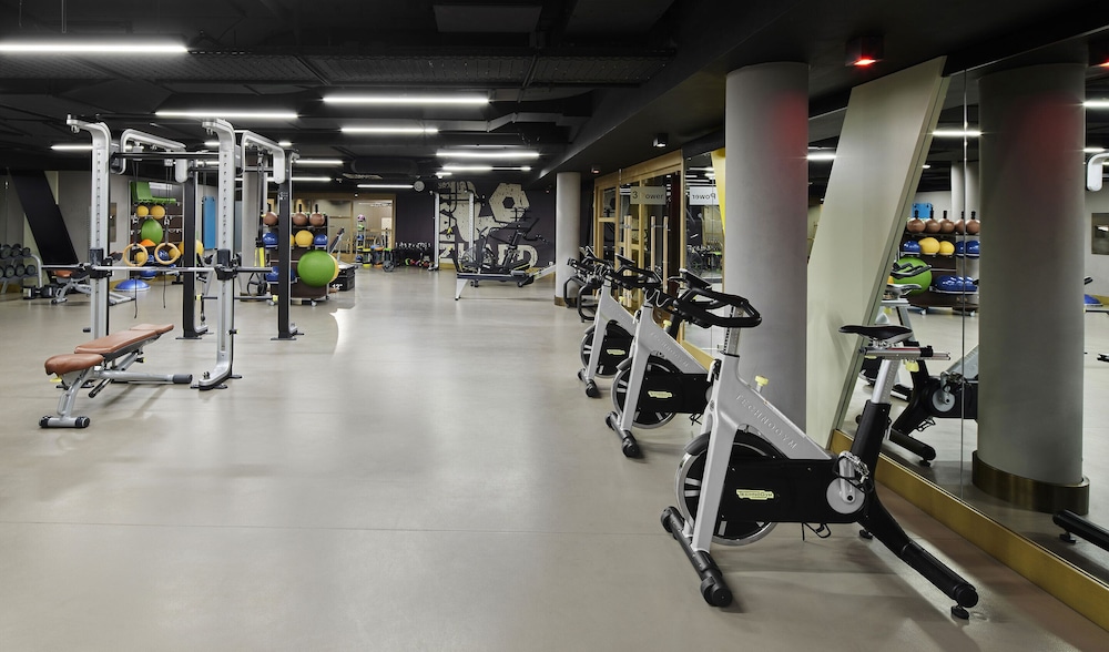 TITANIC Chaussee Berlin — Sports & recreation in Berlin, Berlin