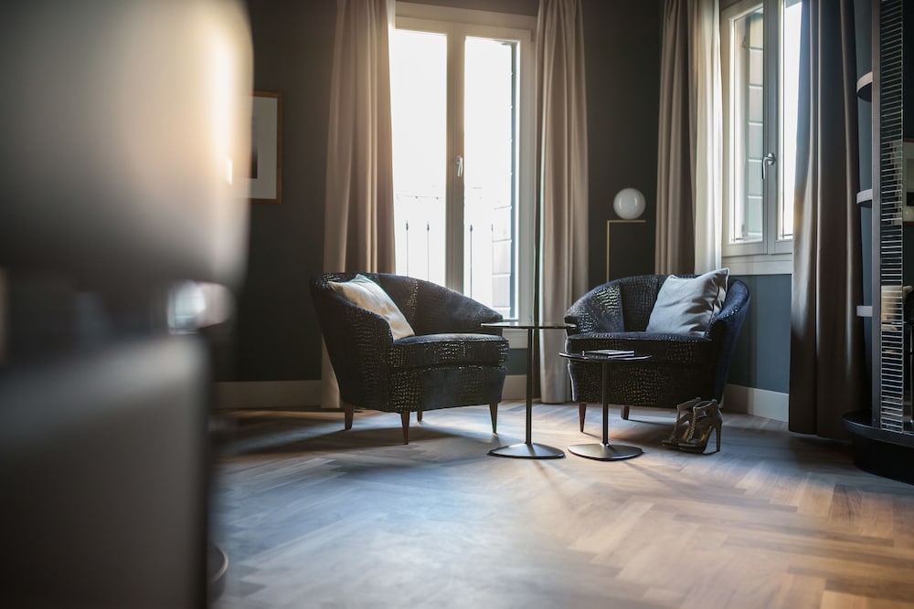 Liassidi Wellness Suites — Hotel rooms in Venice, Veneto