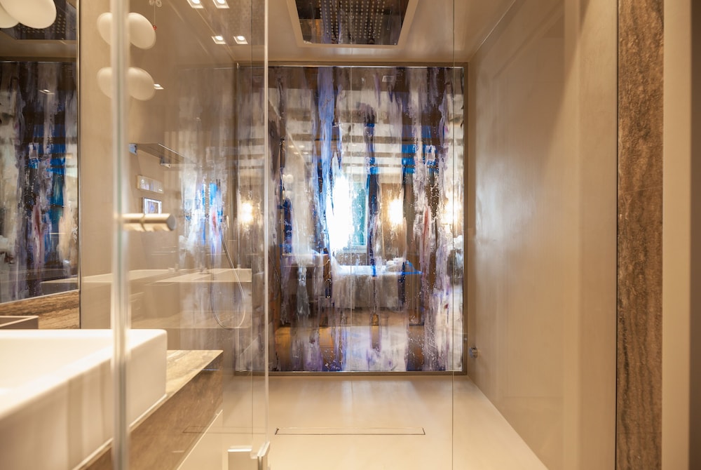 Liassidi Wellness Suites — Hotel rooms in Venice, Veneto