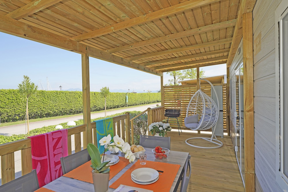 Butterfly Camping Village — Hotel rooms in Peschiera del Garda, Veneto