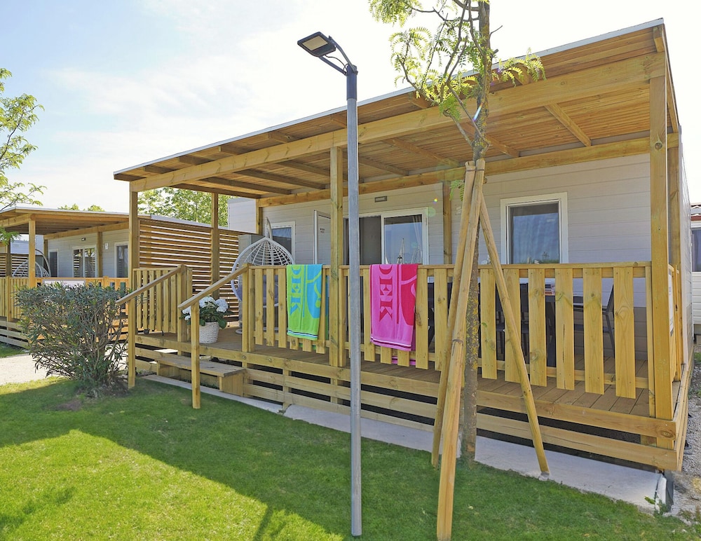Butterfly Camping Village — Hotel building in Peschiera del Garda, Veneto
