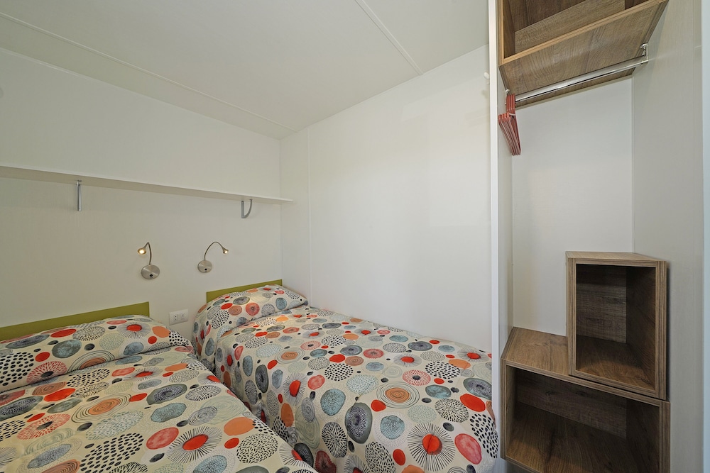 Butterfly Camping Village — Hotel rooms in Peschiera del Garda, Veneto