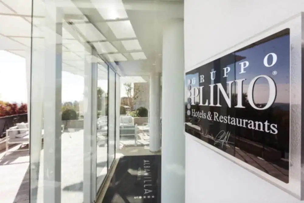 Albavilla Hotel & Co. — Hotel building in Albavilla, Lombardy