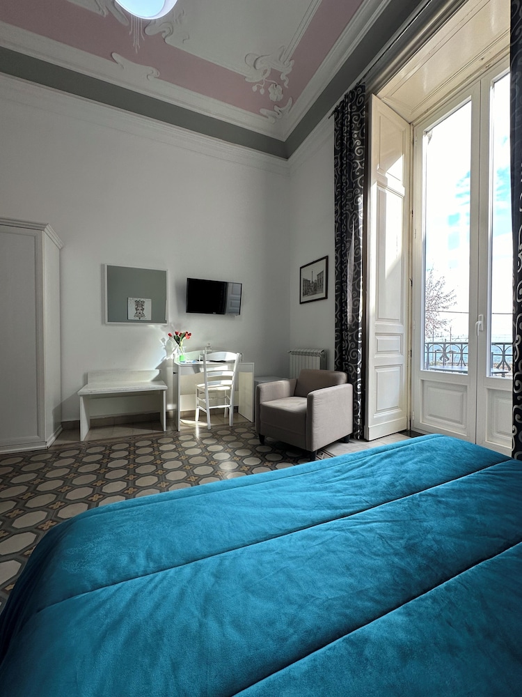 B&B I Puritani — Hotel rooms in Catania, Sicily