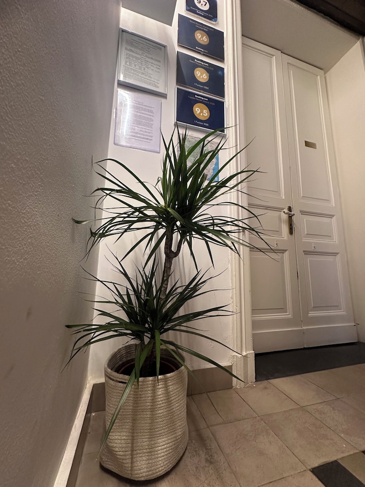 B&B I Puritani — Hotel building in Catania, Sicily