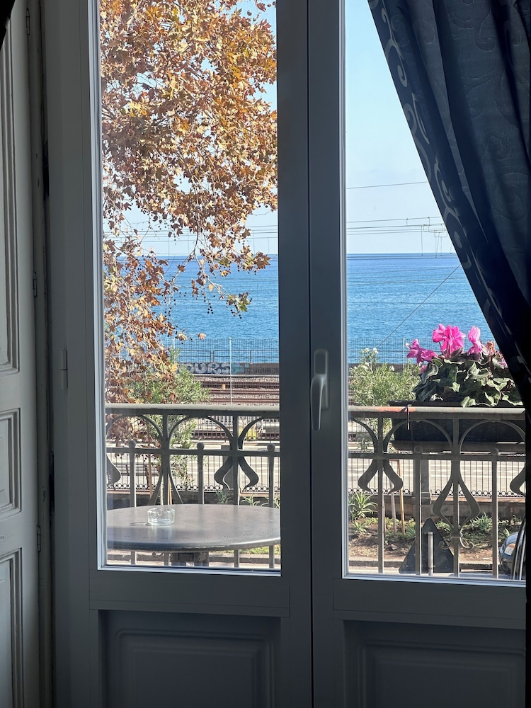 B&B I Puritani — Hotel rooms in Catania, Sicily