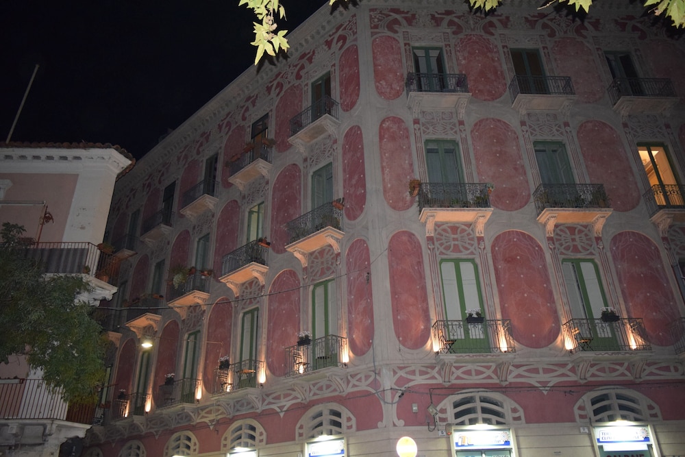 B&B I Puritani — Hotel building in Catania, Sicily
