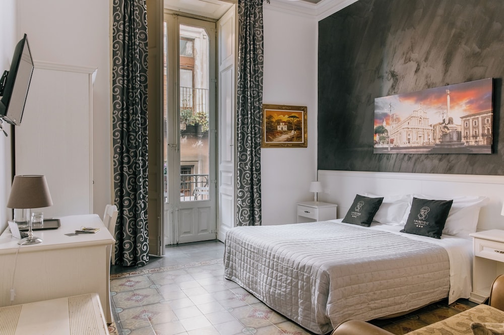 B&B I Puritani — Hotel rooms in Catania, Sicily