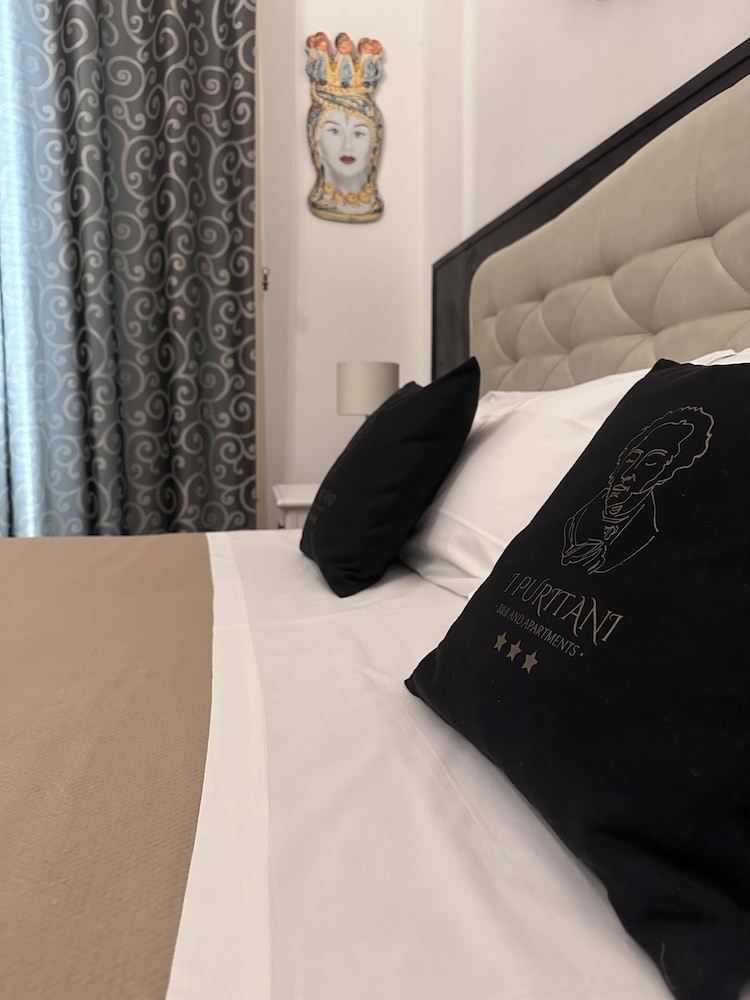 B&B I Puritani — Hotel rooms in Catania, Sicily